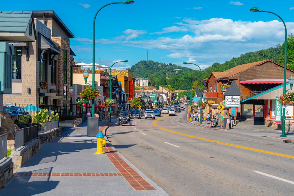 Old-Fashioned Taffy Shops in Gatlinburg